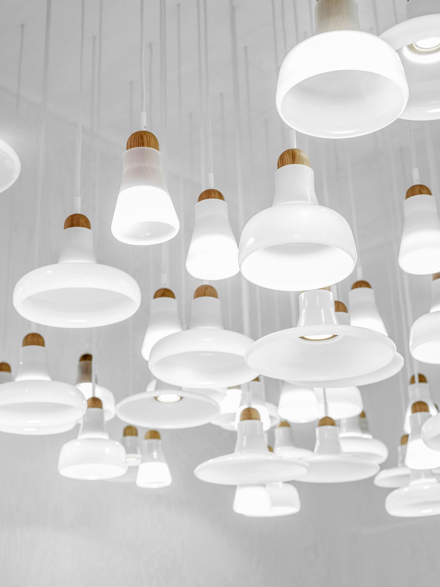 Подвесной светильник из дутого стекла с регулируемой яркостью BROKIS Тени ARCH-00150384 - Вид №21