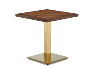 Квадратный стол из дерева и металла