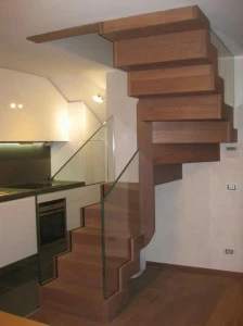 QUARTIERI LUIGI Открытая лестница