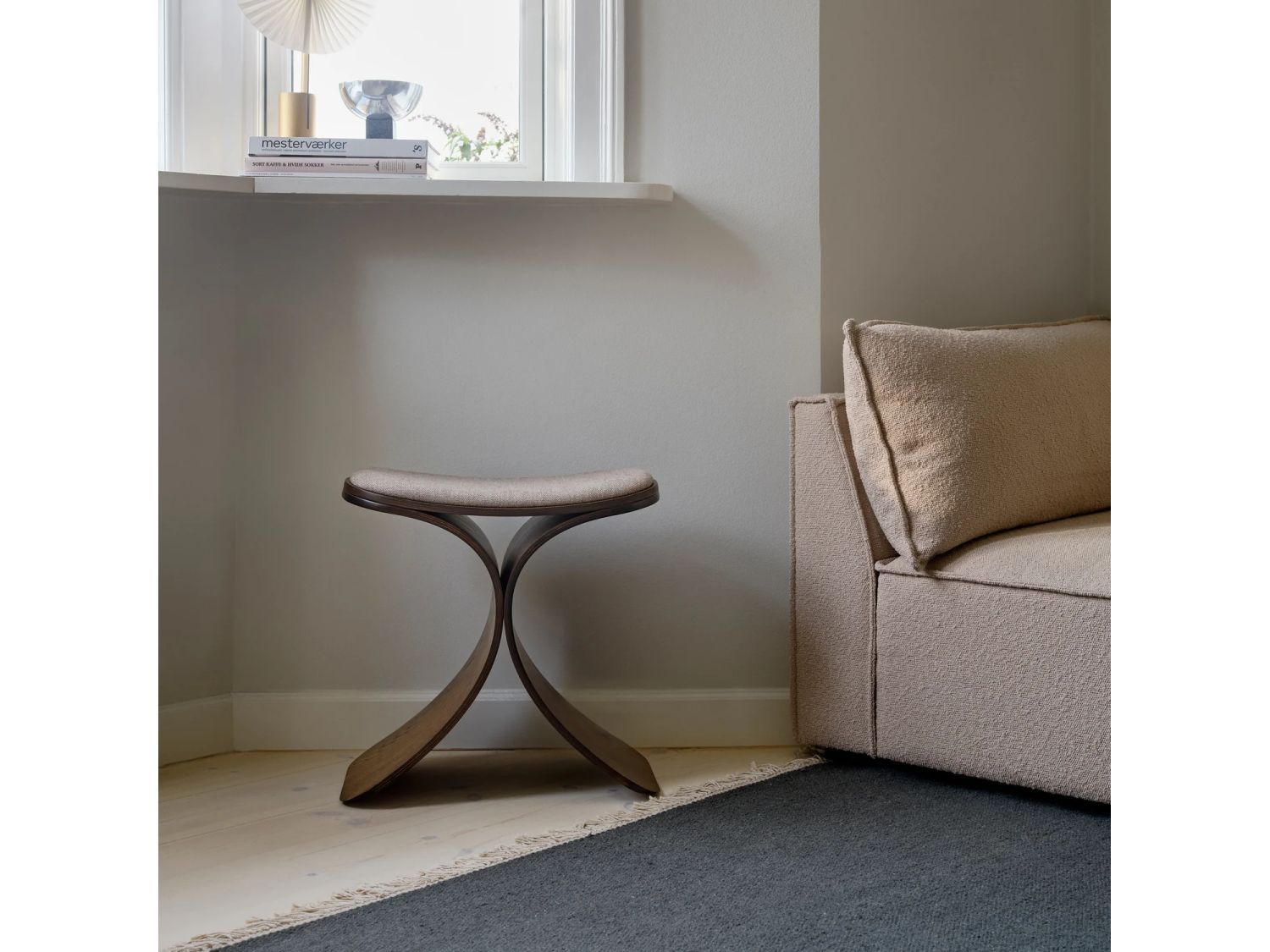 Дубовый табурет с тканевым сиденьем Gejst Luno ARCH-00151658 - Вид №13