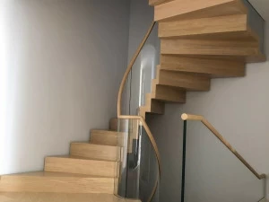 Siller Treppen Винтовая винтовая лестница из дерева со светодиодной подсветкой Zig-zag