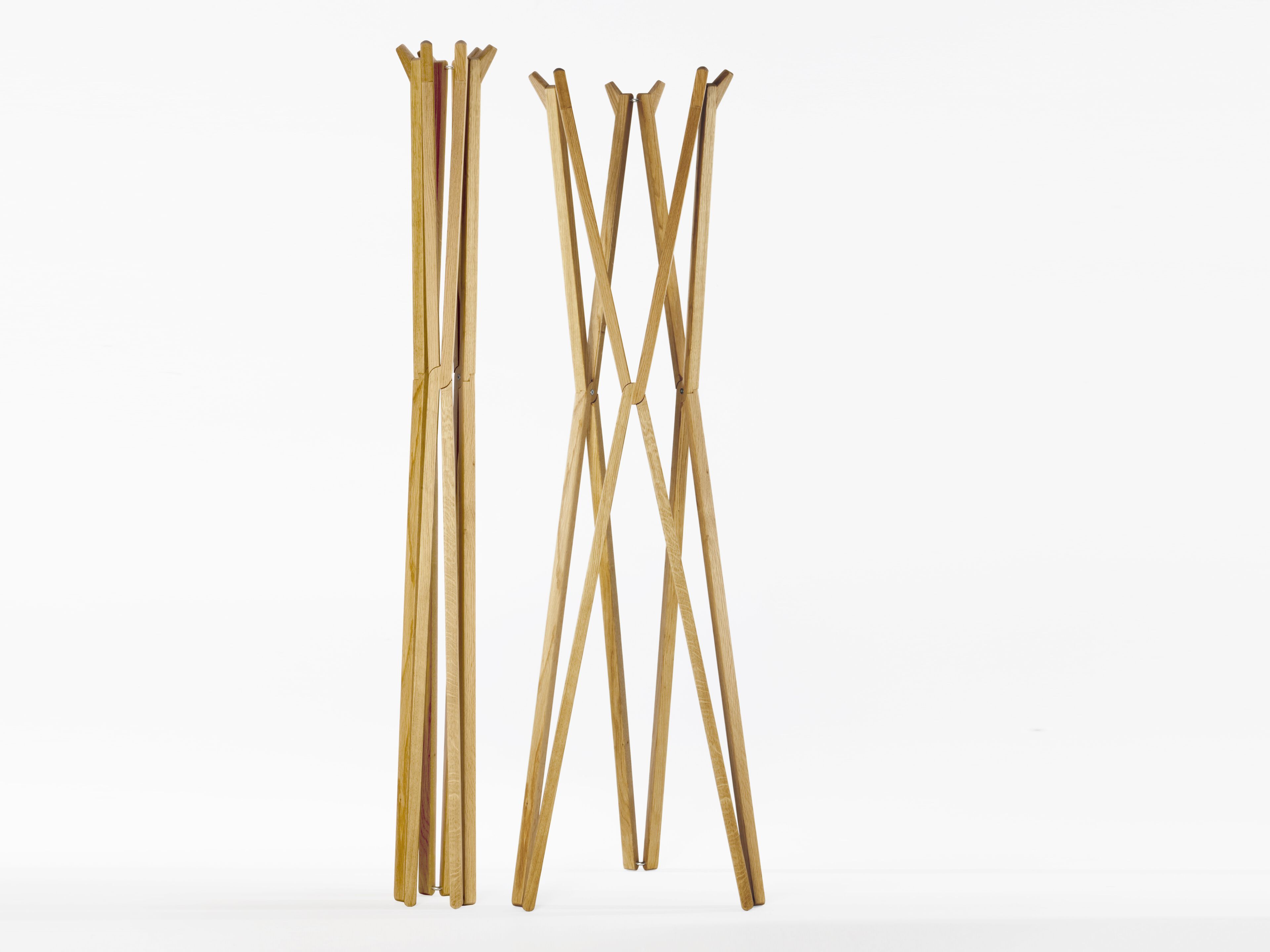 Напольная вешалка из массива дерева isOnAir Bertoncini ARCH-00148094