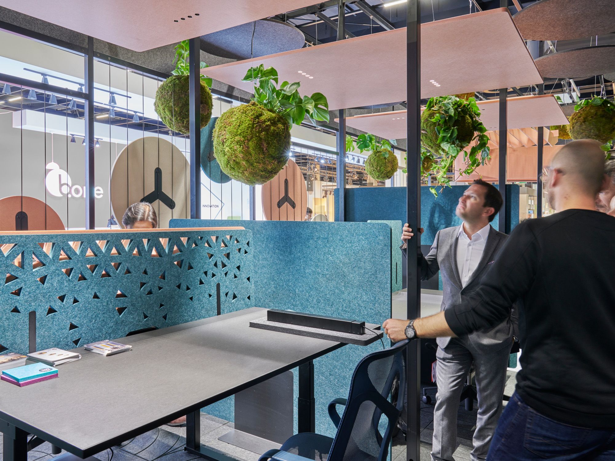 Подвесная акустическая панель ECHOJAZZ ECHOLED® EQ4 ARCH-00015587