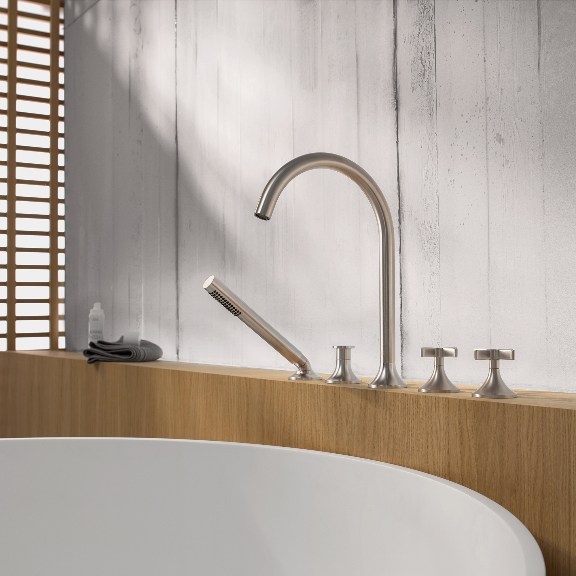 VAIA Смеситель для ванны на пять отверстий, для установки на палубе, с переключателем - хром DornBracht 27522809-00 - Вид №1