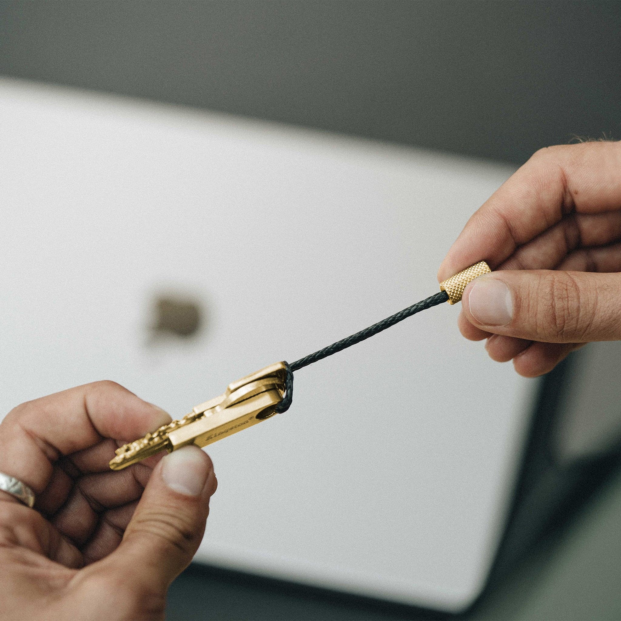 W205BRA Брелок для ключей - латунь Wingback  - Вид №3