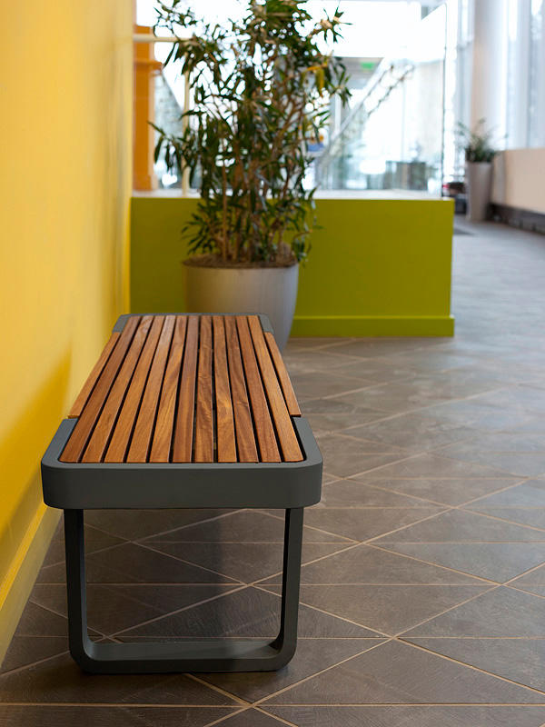 FSRT24 Круговая скамья  Forms-surfaces  - Вид №3