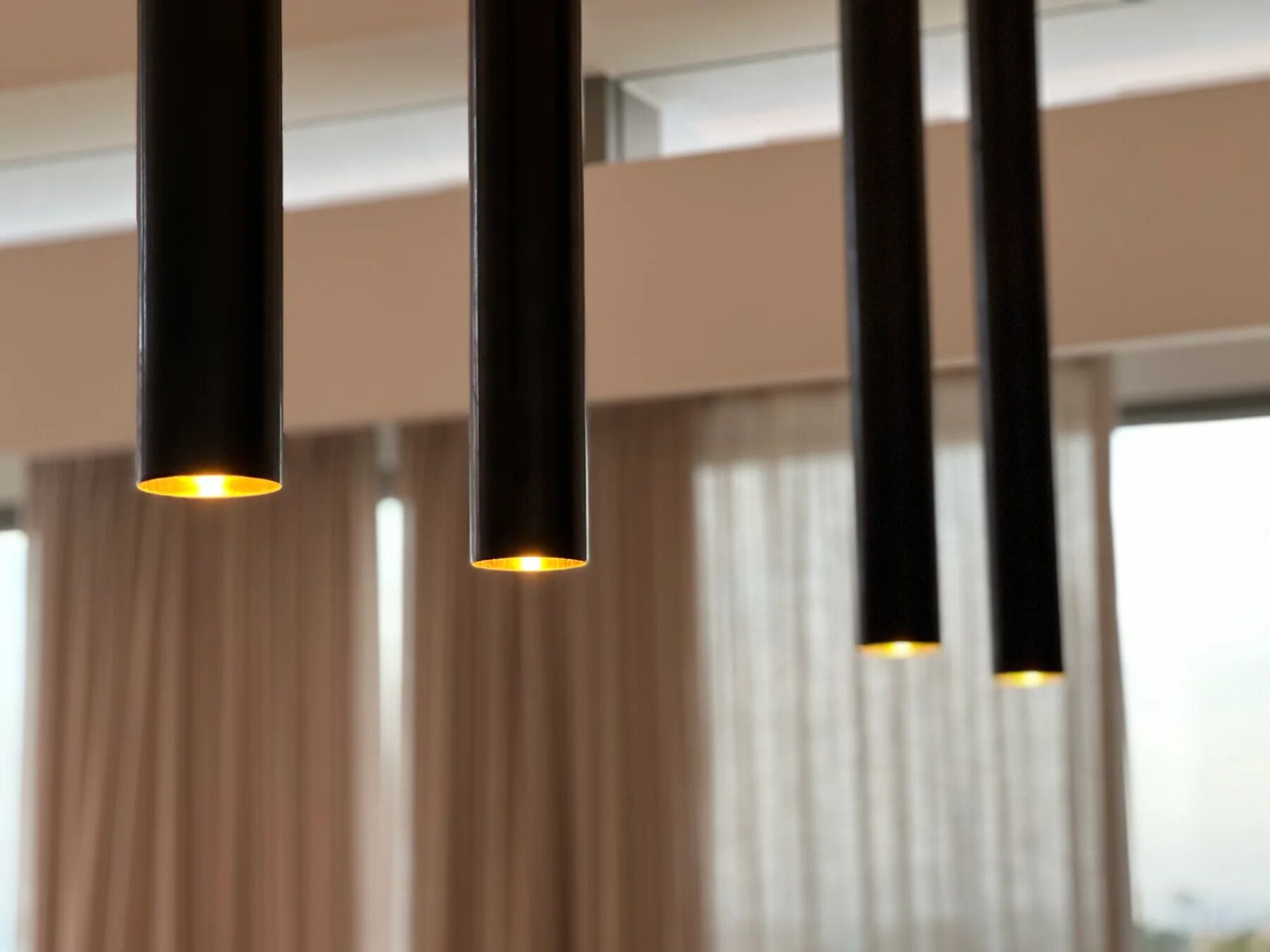 Латунный подвесной светильник Authentage Lighting Tubelum ARCH-00089911