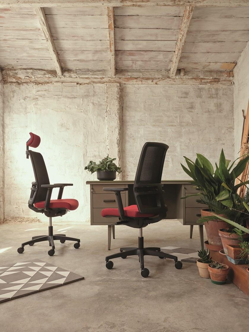 Linea Fabbrica Офисный стул 5 спиц с подлокотниками Omnia sun-id-1409101 - Вид №3