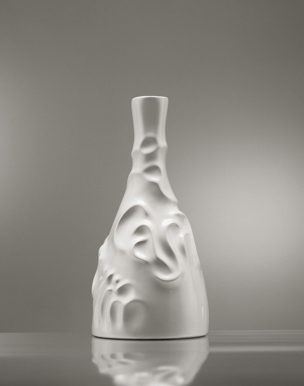 Матовая белая глазурованная керамическая скульптурная бутылка BD Barcelona CASA DE FAMILIA ARCH-00018997 - Вид №7