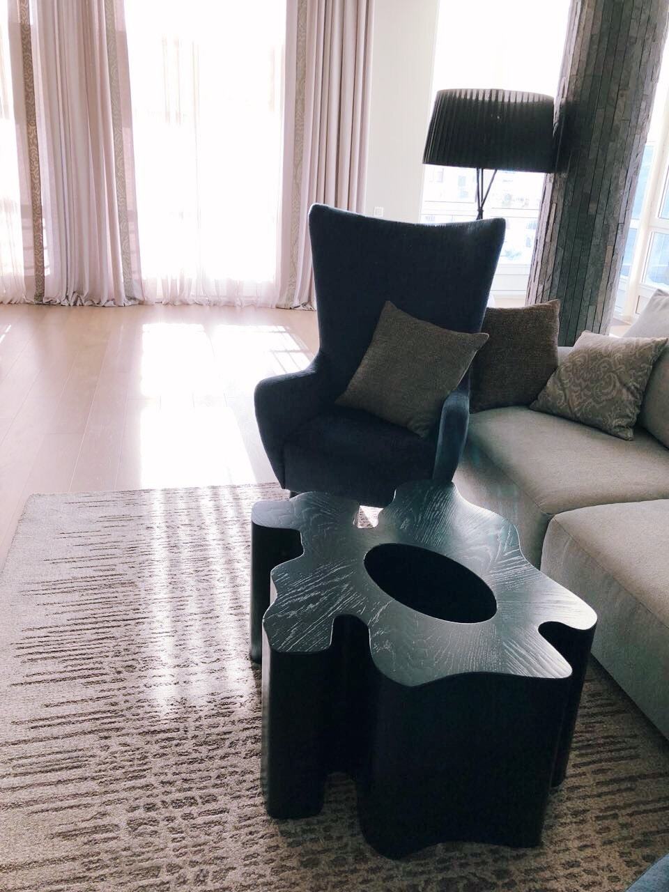 Журнальный столик дизайнерский фигурный беленый дуб 97 см "Пень" от Odingeniy ODINGENIY  178453 Беленый дуб;бежевый  - Вид №7