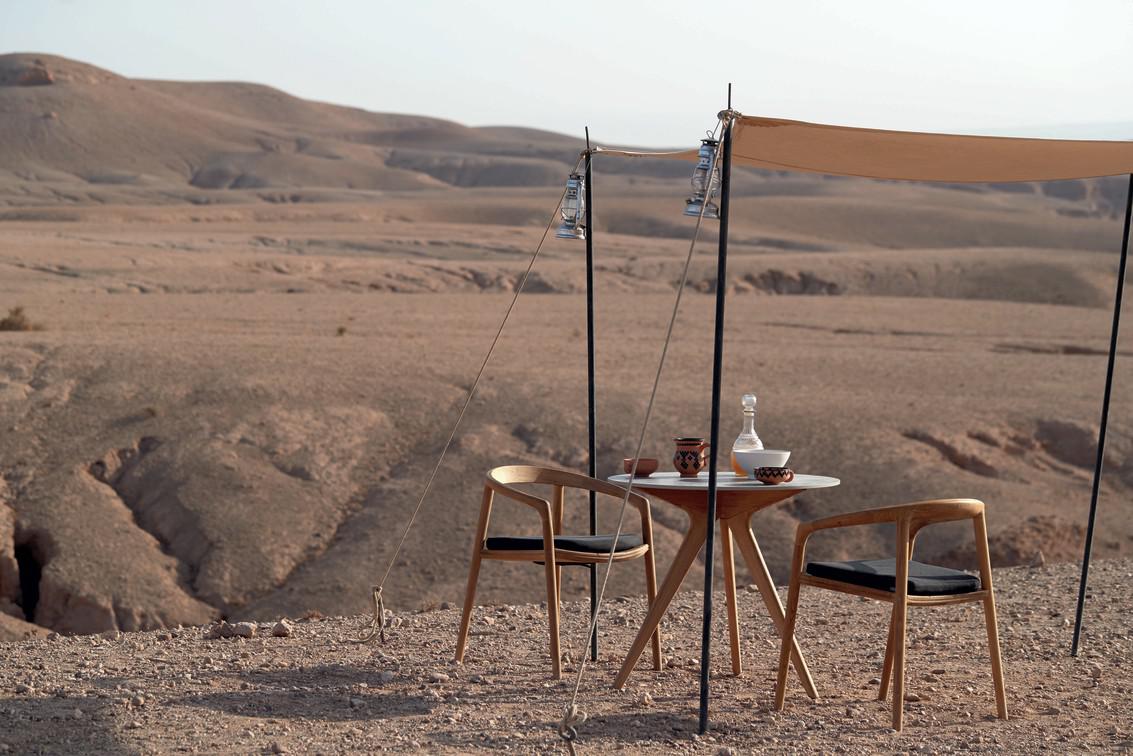 MNST986 Обеденный стол teak nero ⌀125см Manutti Torsa - Вид №29