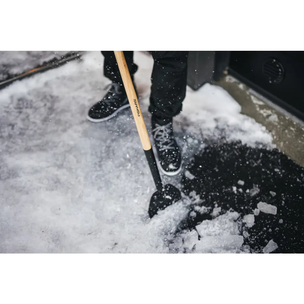 Ледоруб Fiskars NC-COC-021366 147.5 см сталь с черенком STLM-2082921 - Вид №3