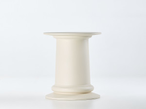 Перерабатываемый двухкомпонентный круглый садовый столик из смолы