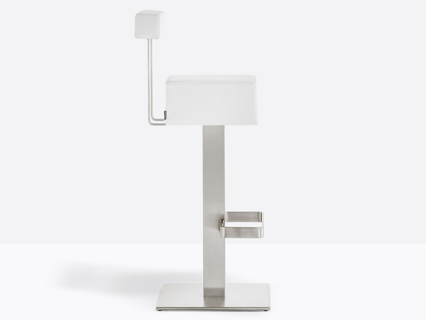 Высокий стул с подставкой для ног со спинкой Pedrali HX ARCH-00076400 - Вид №1