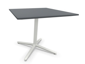 Квадратный журнальный столик