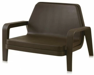 SLIDE Садовое кресло из полиэтилена с подлокотниками