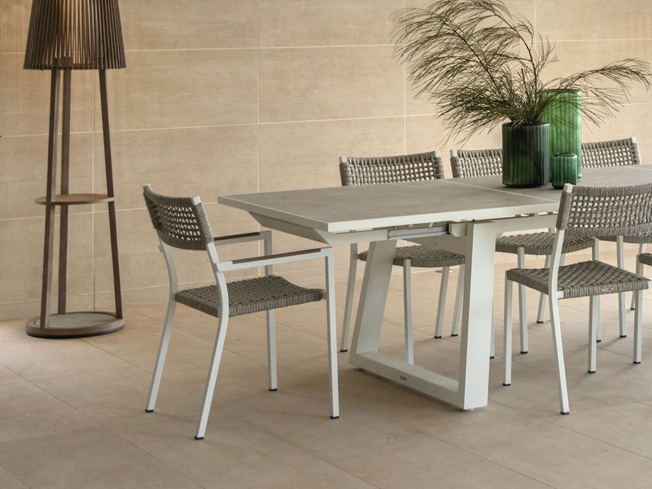 Штабелируемое кресло из алюминия и веревки с подлокотниками Les Jardins® ранчо ARCH-00115589 - Вид №1