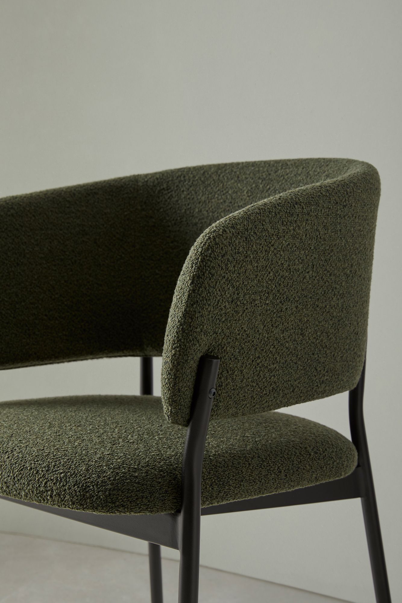 Мягкий тканевый стул с подлокотниками Blasco&Vila RC Metal ARCH-00058791 - Вид №4