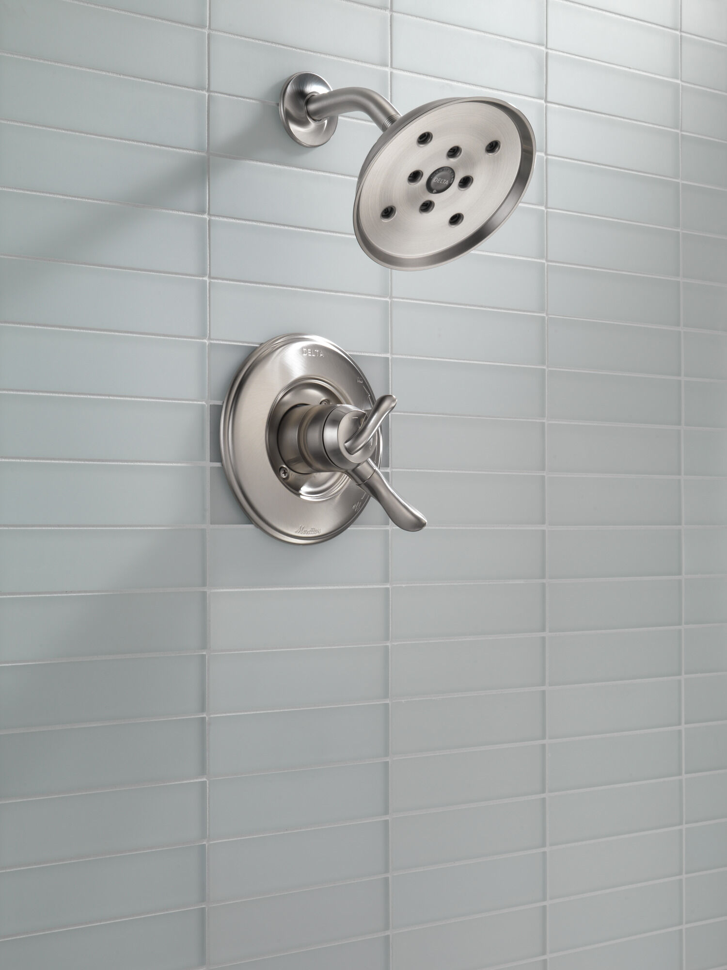 T17294-SS Накладка для душа Monitor® 17 серии H2Okinetic® Delta Faucet Linden Нержавеющая сталь  - Вид №3