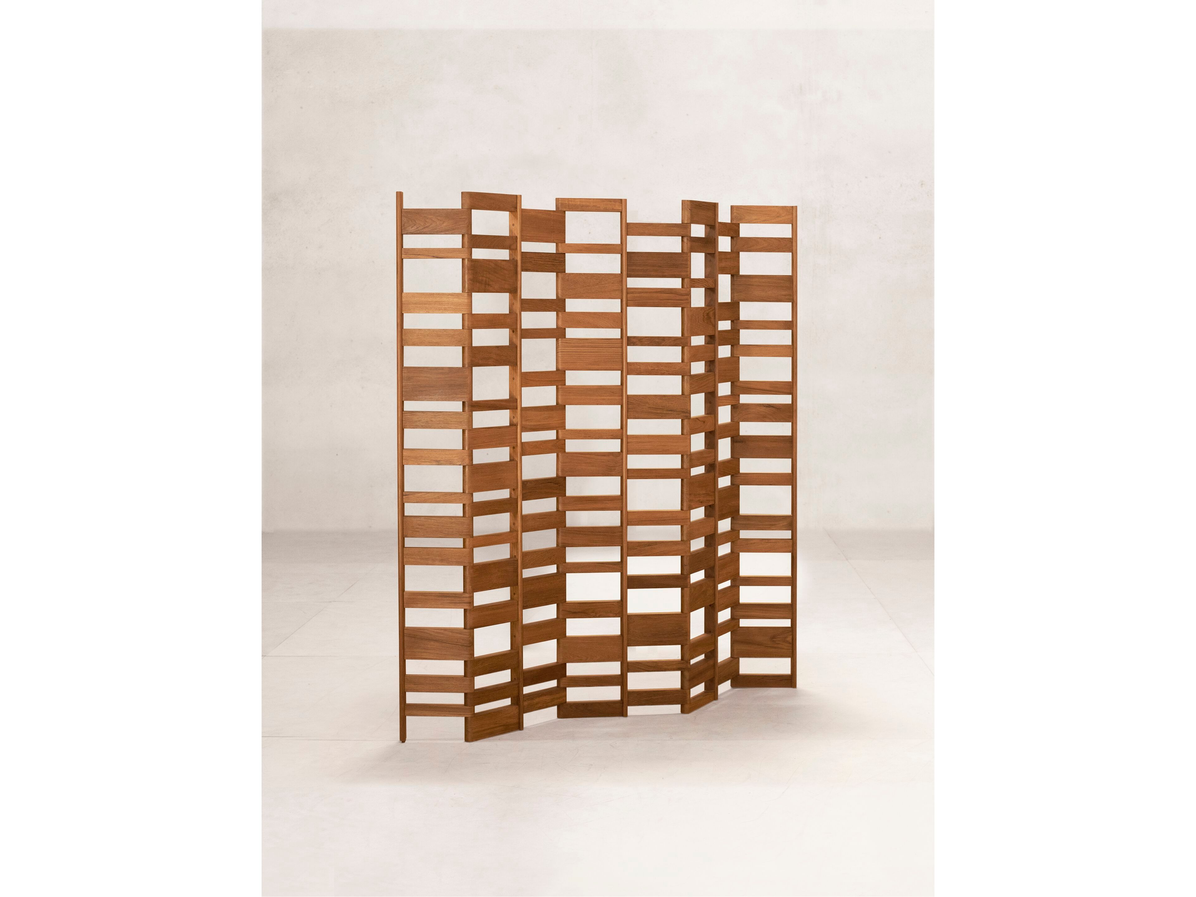 Разделитель комнаты из тикового дерева Phantom Hands X + L ARCH-00139797 - Вид №3