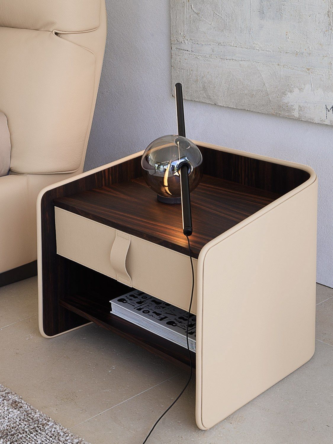 Прямоугольная кожаная прикроватная тумбочка Flou джентльмен ARCH-00055031 - Вид №9