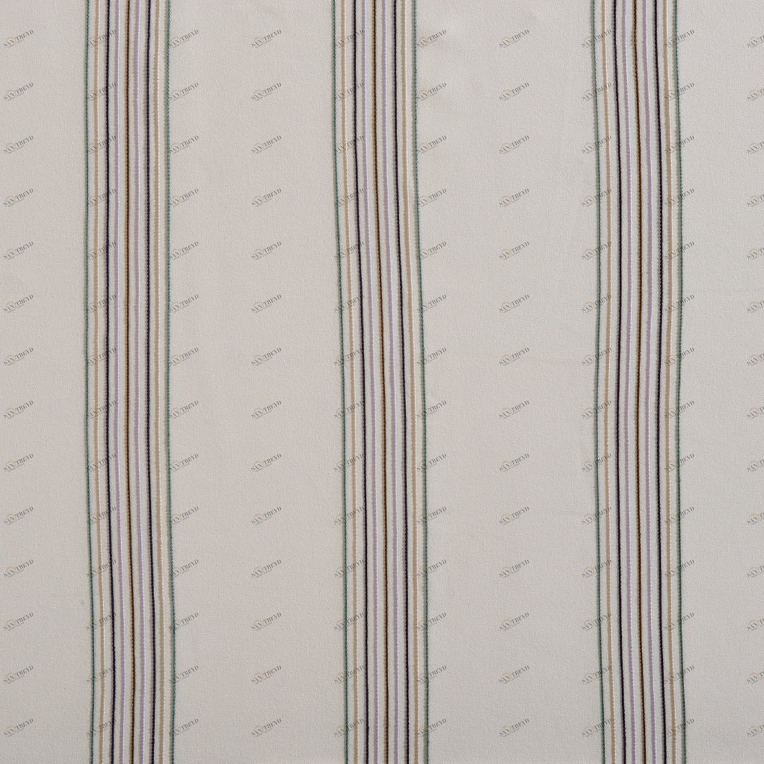 Рулон обоев COCOON CCN19691227. Основа вышивка Casadeco