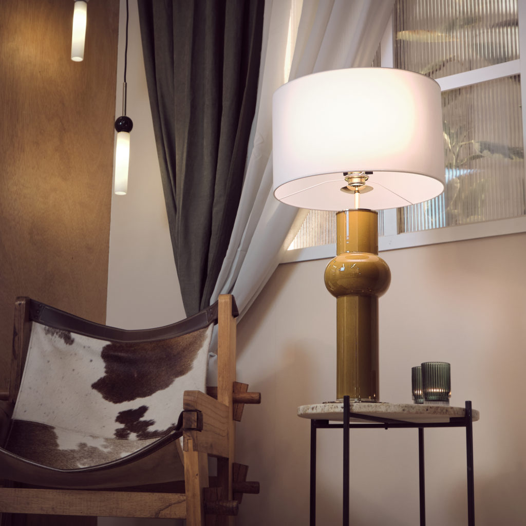 100692 Настольная лампа хромированный металл, белый абажур Aromas del Campo Boya 