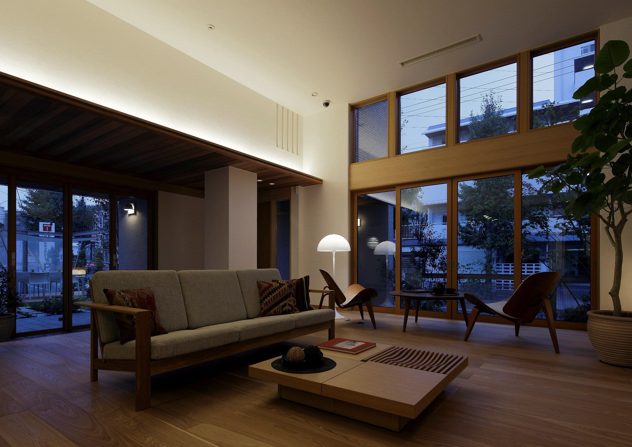 Торшер из акрилового стекла Louis Poulsen Panthella ARCH-00127735