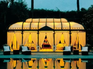 Neri Чугунный павильон