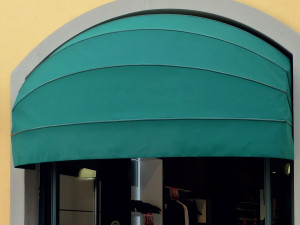 Навес с алюминиевой рамой