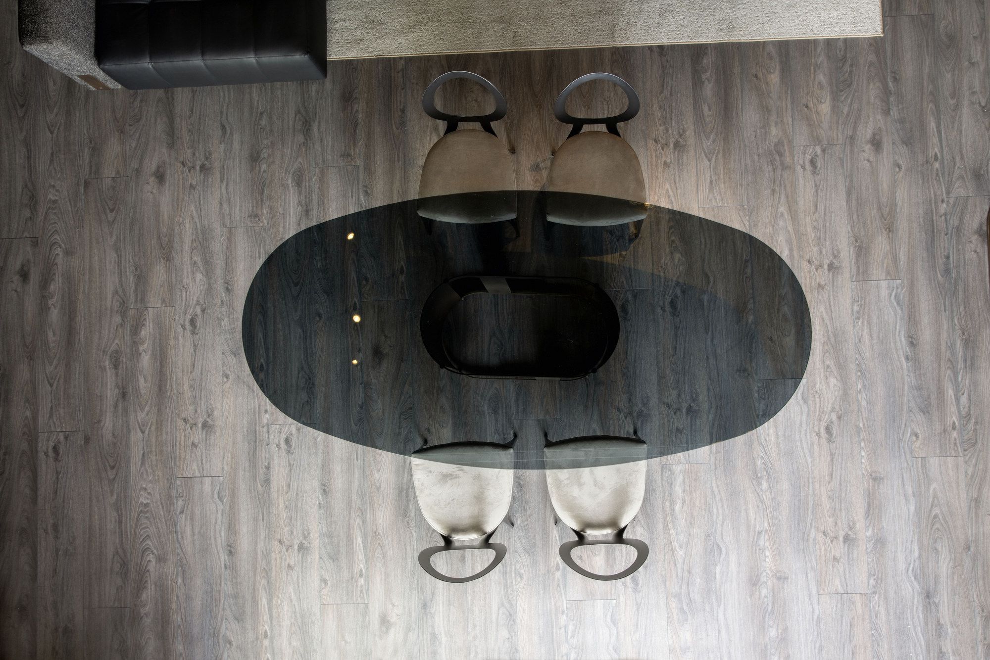 Овальный стол из стали и стекла Cantori Оазис ARCH-00007372 - Вид №1