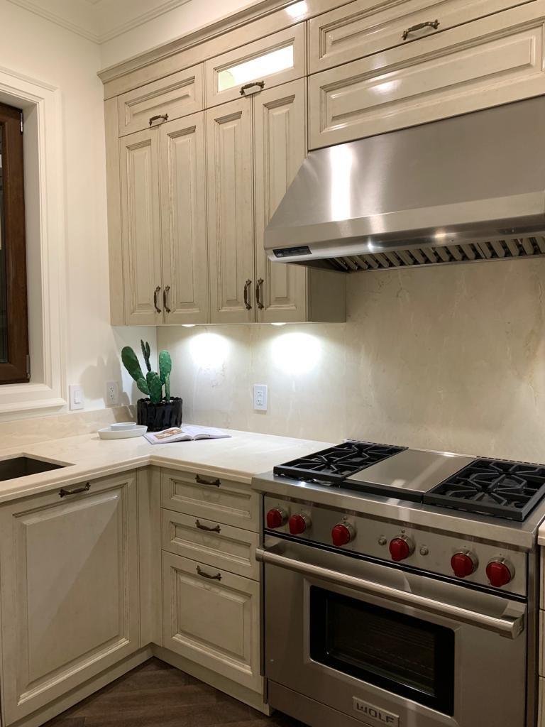 Martini Interiors Кухня из маринованного дерева на заказ с островом sun-id-1425101 - Вид №6