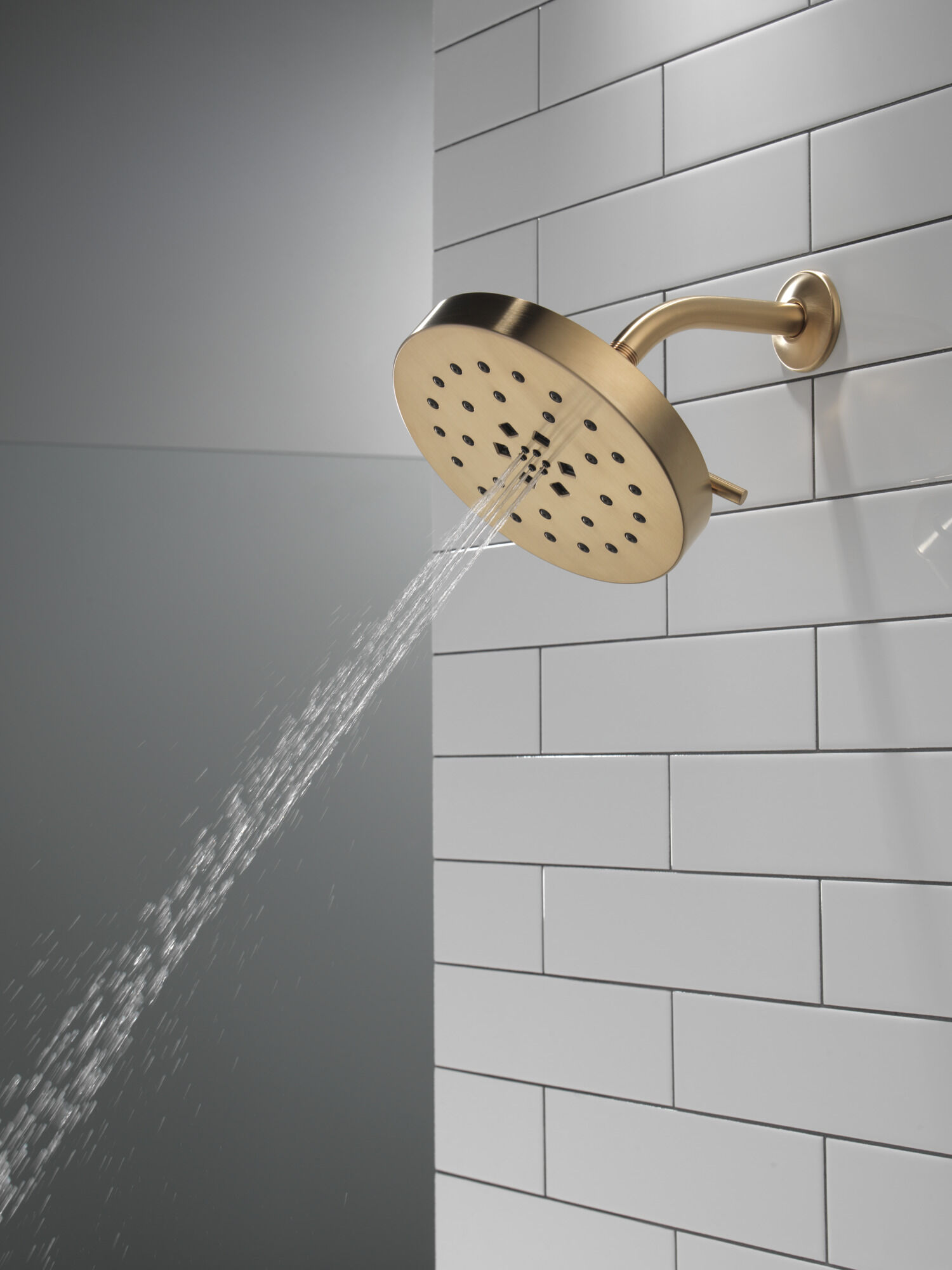 52488-CZ H2Okinetic® 4-х позиционная душевая лейка с UltraSoak ™ Delta Faucet Universal Showering Шампанское бронза  - Вид №3