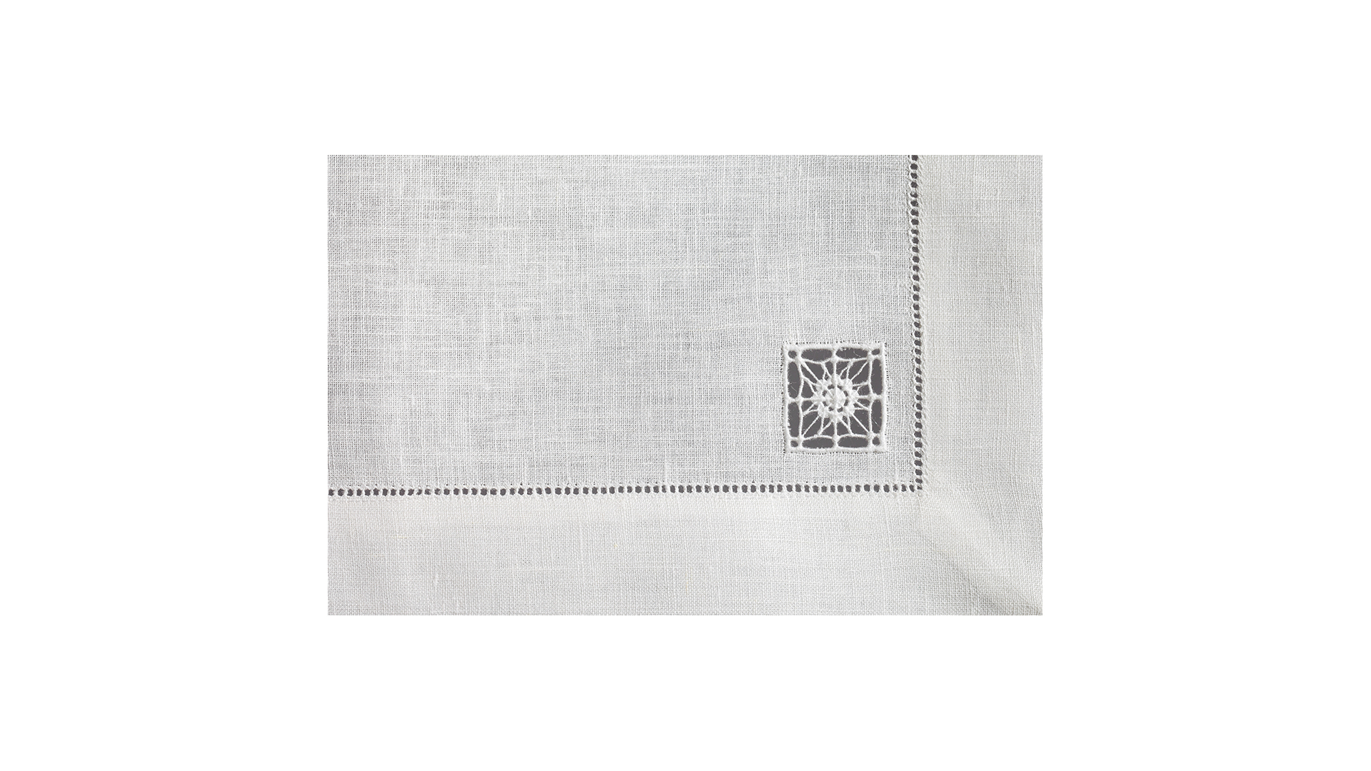 10616531 Крестецкая строчка Набор из 4 салфеток 40x40см Ткань  - Вид №1