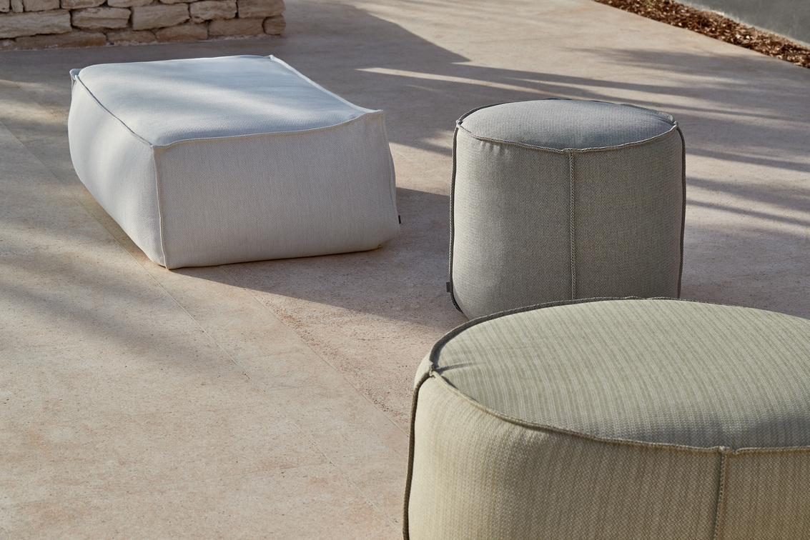 MNST1312 Тач пуф лотос ваниль 52 Manutti Poufs  - Вид №3