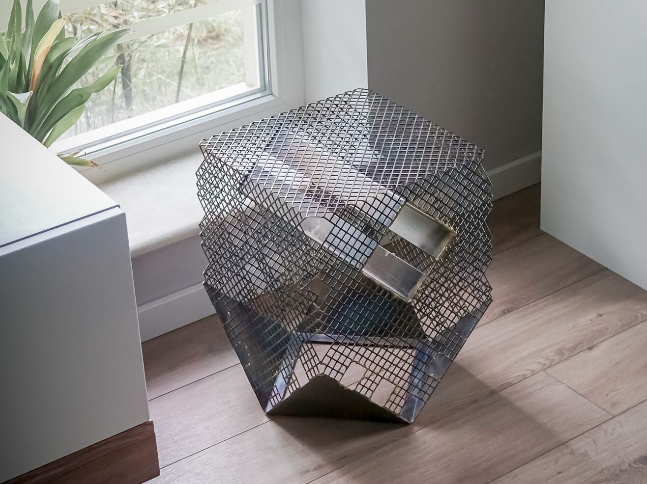 Стул / журнальный столик из нержавеющей стали LO Contemporary DRAGON ARCH-00011784