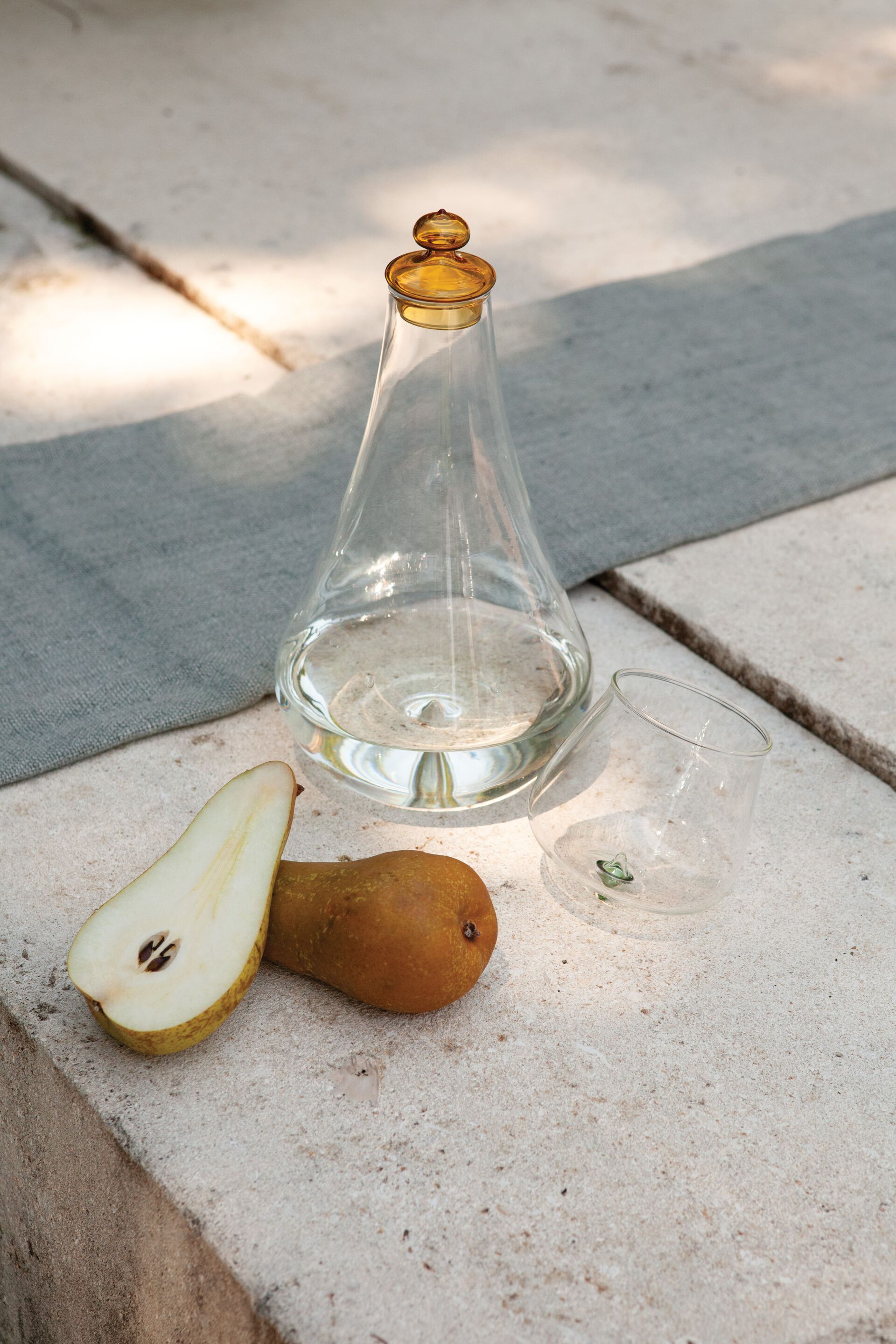 Бутылка из боросиликатного стекла Zafferano колышек ARCH-00131645 - Вид №1