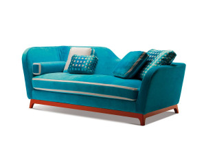 Диван в классическом стиле