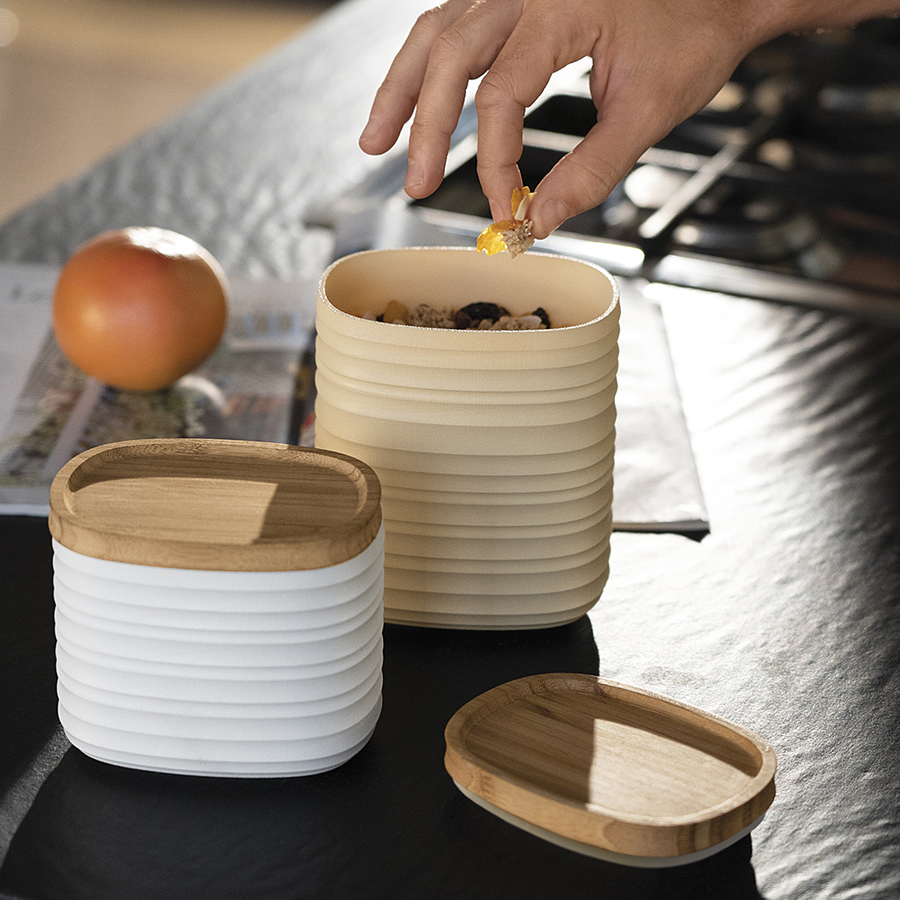 18180179 Банка для хранения с бамбуковой крышкой tierra, 500 мл, бежевая Guzzini  - Вид №1