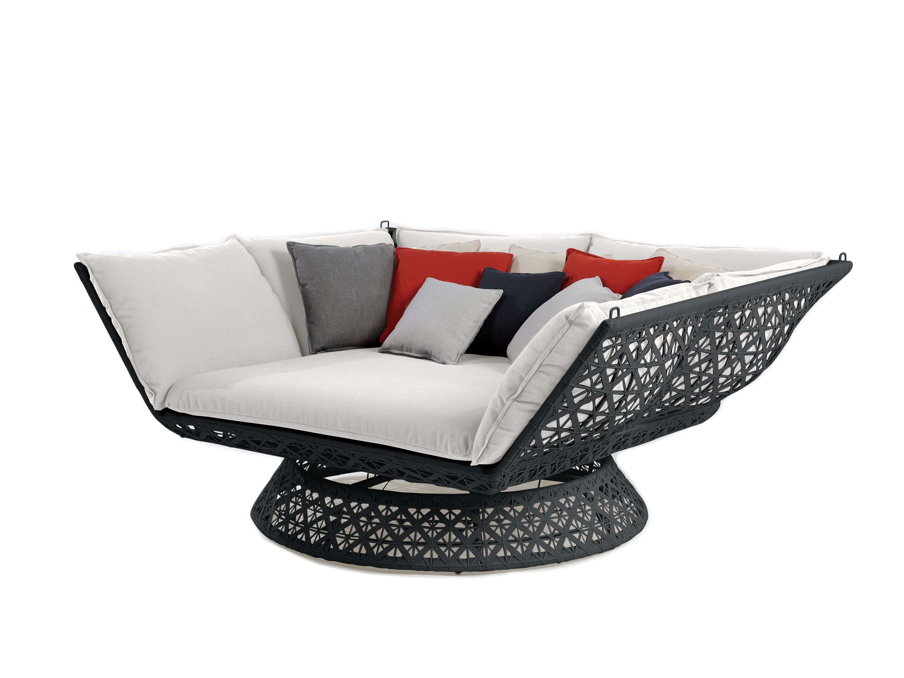 Садовая кровать из смолы Walters Reverie ARCH-00048977