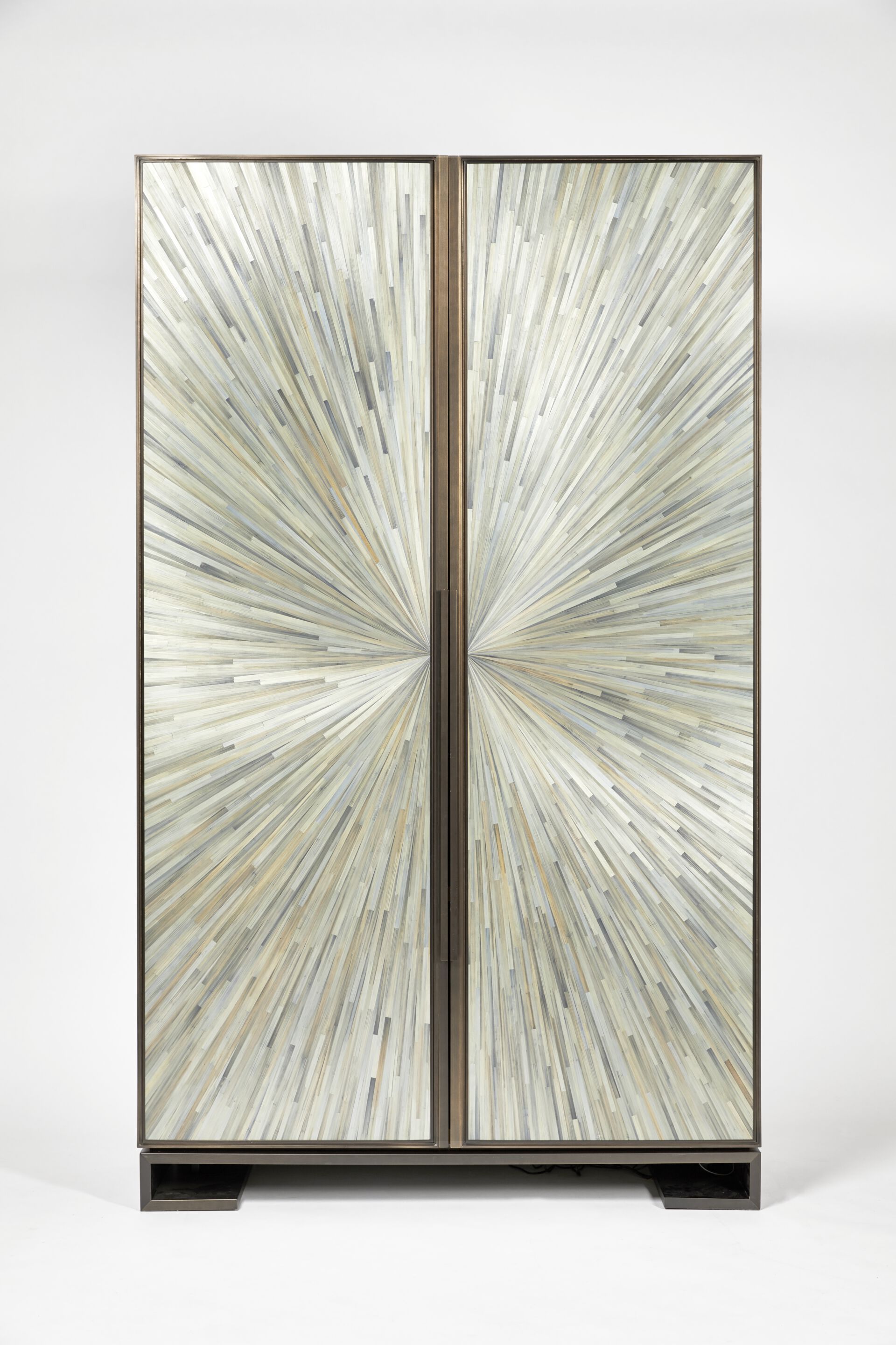 Шкаф с соломенной инкрустацией REDA AMALOU DESIGN Limited Edition ARCH-00036101 - Вид №1