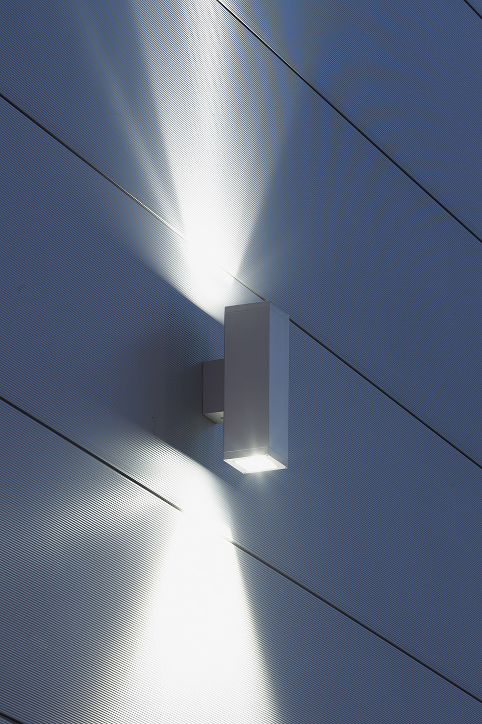 8437365 Подсветка стены Platek TETRA 140 Applique  TETRA 140 Wall lamp - 18 LED 4000K 12° / 44° (2 lights)  - Вид №3