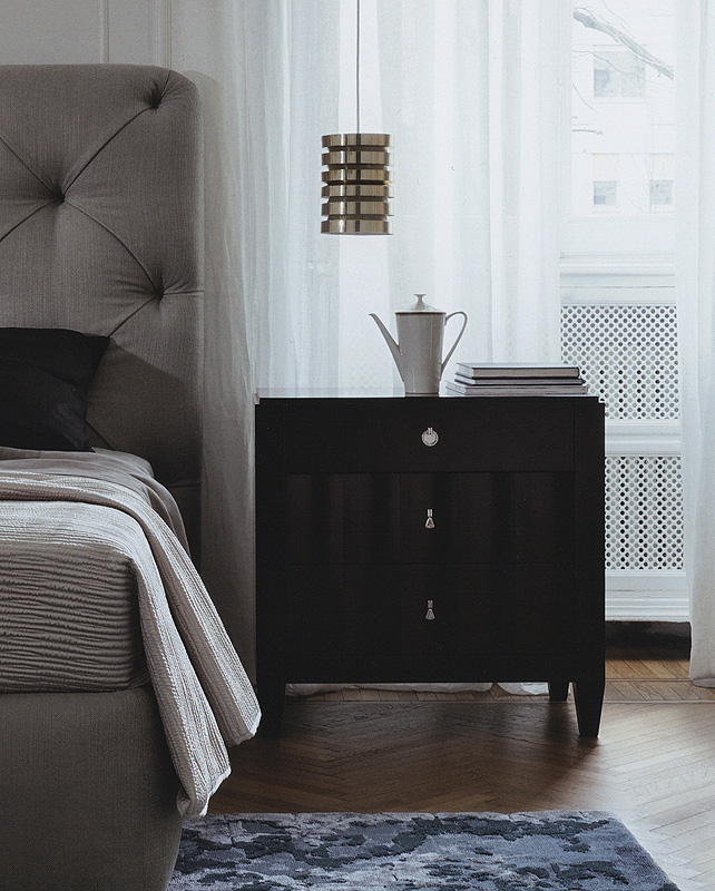 Тумбочка HERITAGE J.S. SELVA 5694 