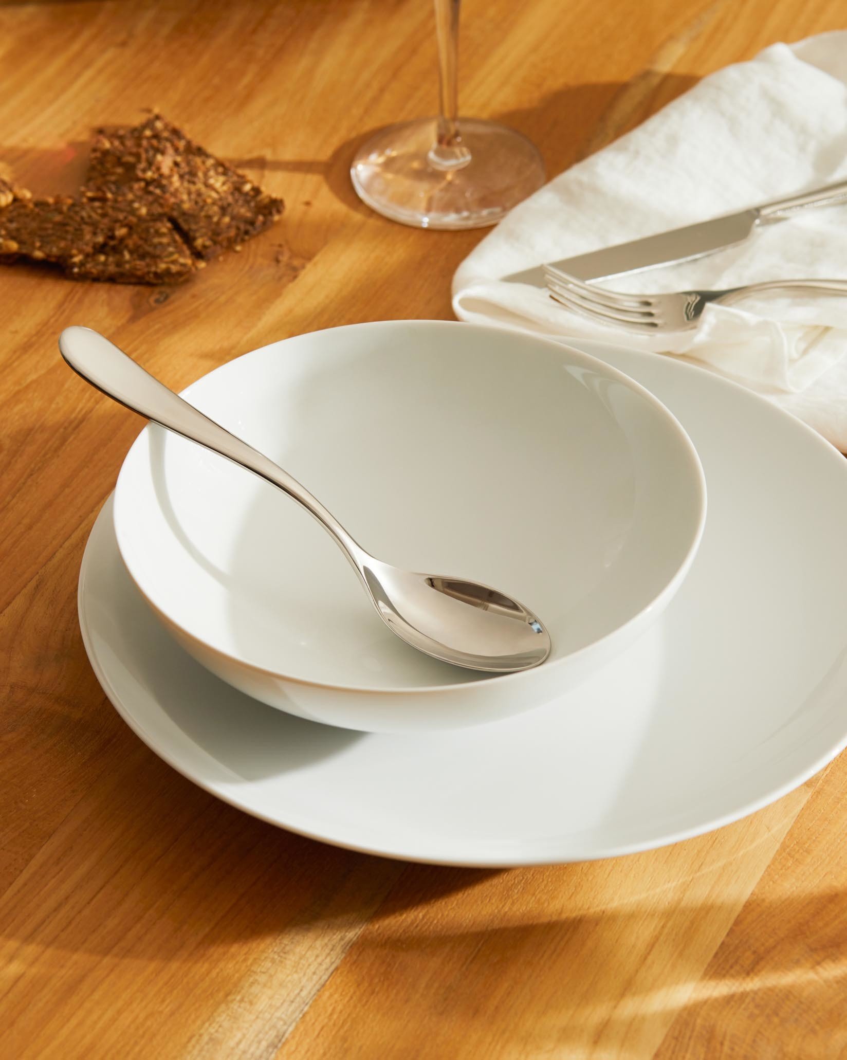 Круглая сервировочная тарелка Alessi Mami SG53/21 - Вид №1