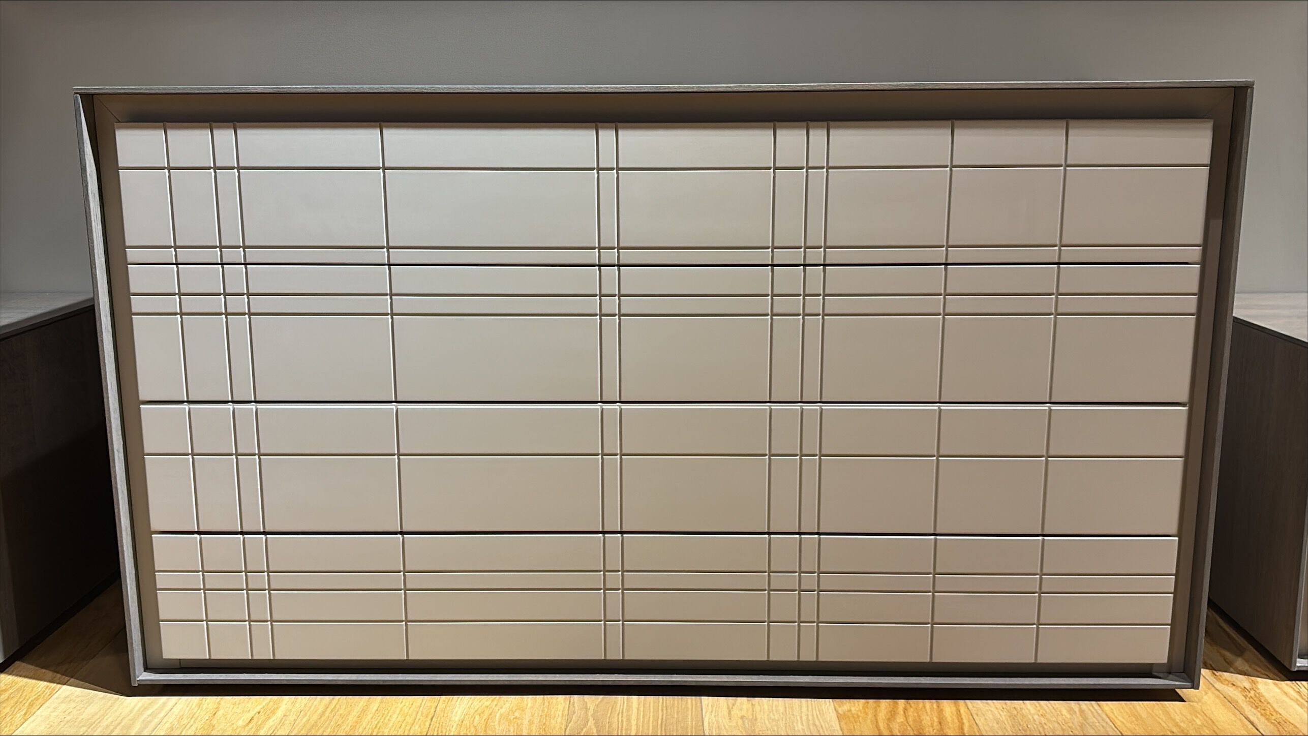 Деревянный комод In Stock Voltan ARCH-00133427 - Вид №1