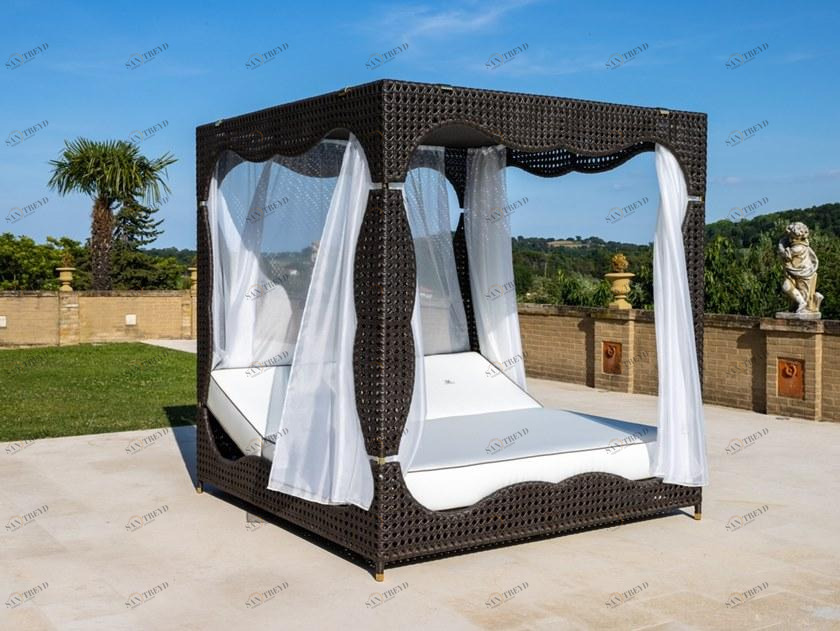Samuele Mazza Outdoor Wezen sun-id-1375137