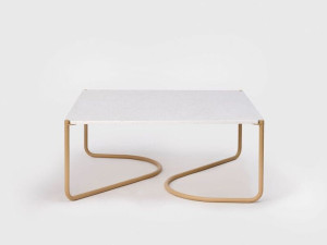 Прямоугольный журнальный столик из переработанного ПЭТ