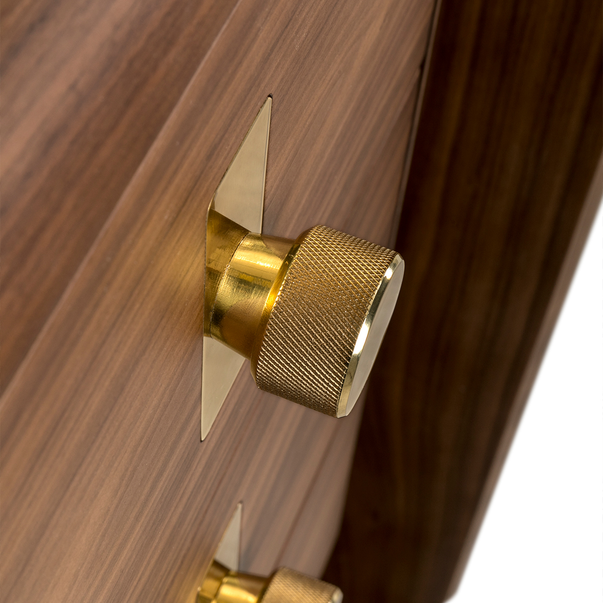 Серванты Franco Sideboard Covethouse ESSENTIAL HOME  - Вид №3