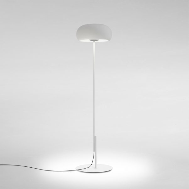 086323 Торшер P белый Marset Vetra  - Вид №1