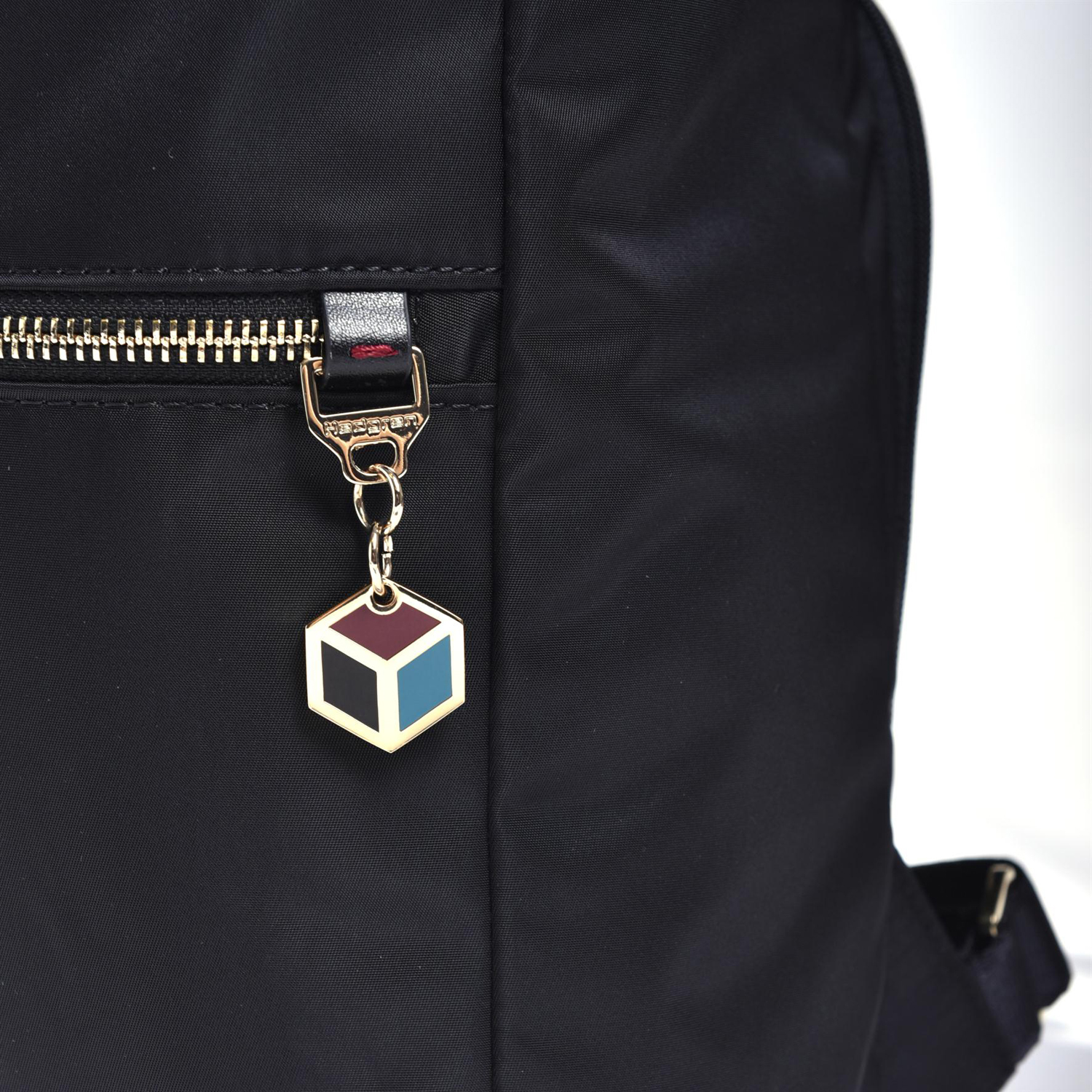 HCHMA07/150 Рюкзак HCHMA07 Revelation Backpack With Flap Hedgren Charm Allure  - Вид №7